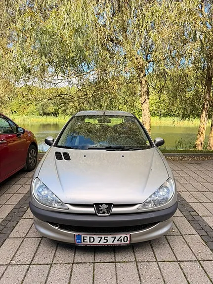 Peugeot 206 2005 photo 3