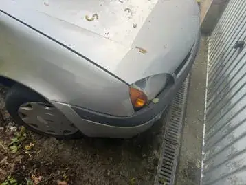 Ford Fiësta 2001 photo 3