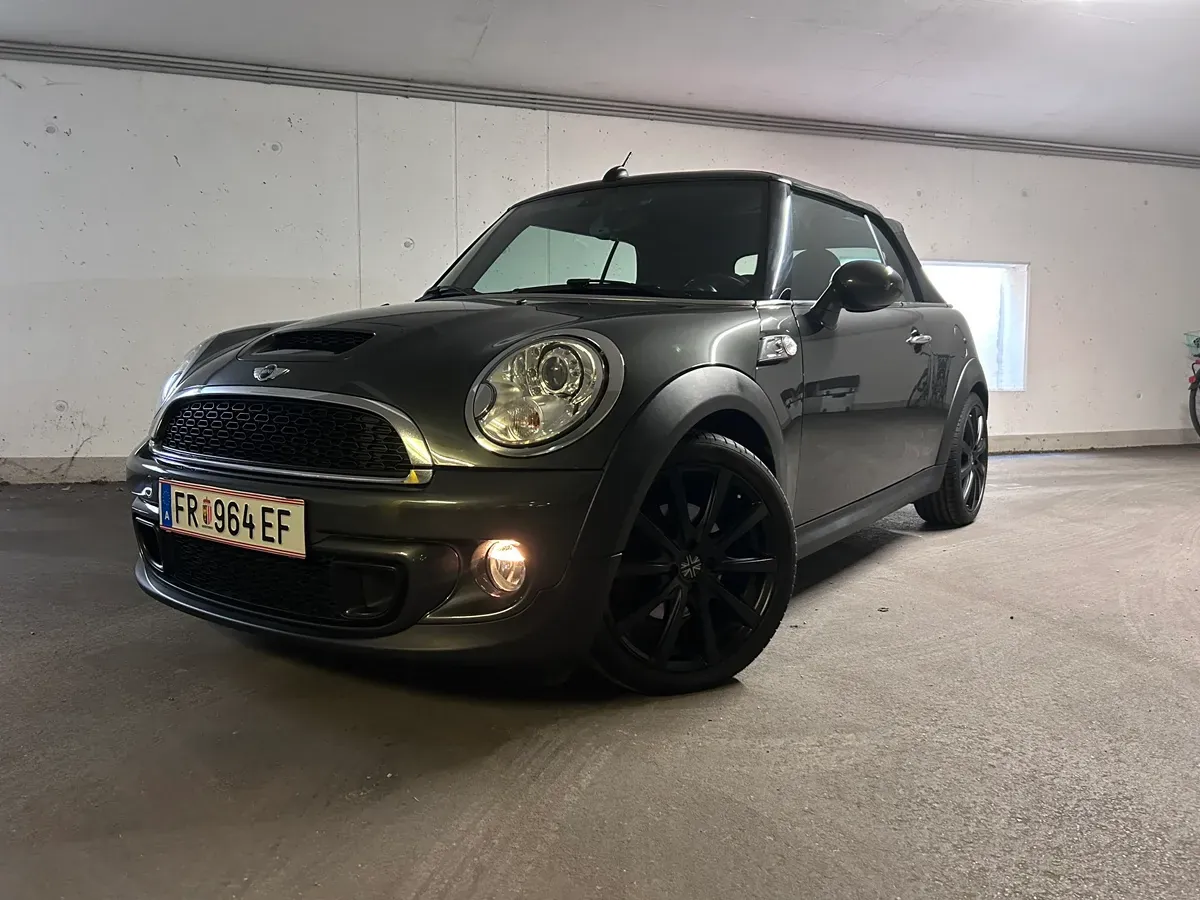 Mini Cabrio 2013 photo 3