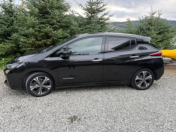 Nissan Leaf 2018 photo 3