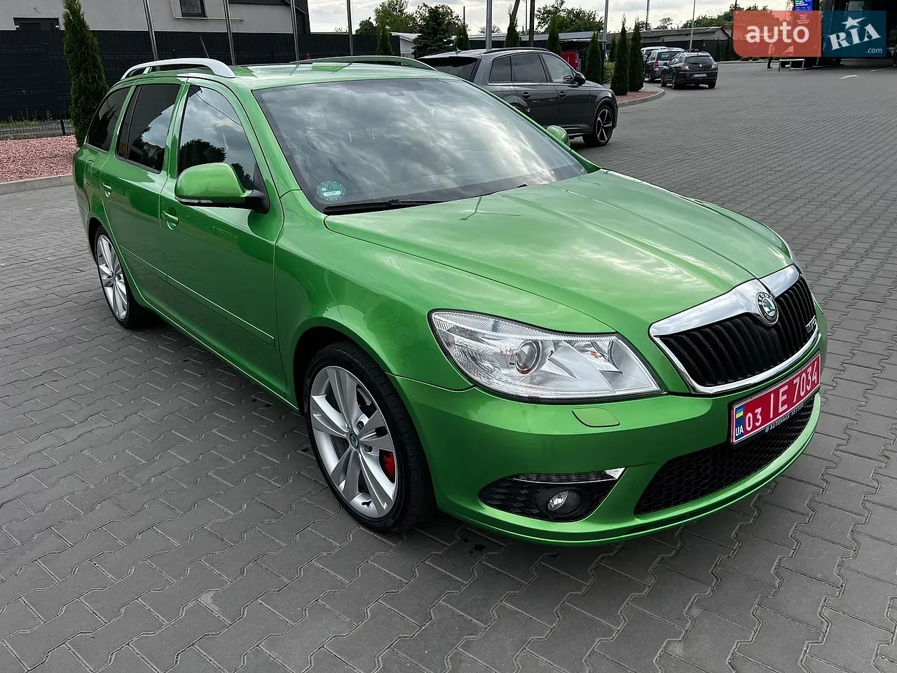 Skoda Octavia 2012 photo 4