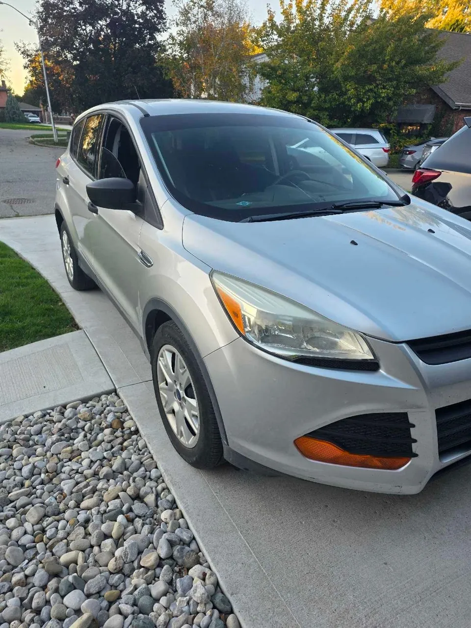 Ford Escape 2014 photo 2