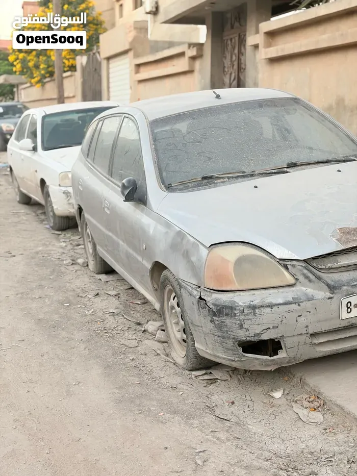 Kia Rio 2004 photo 4