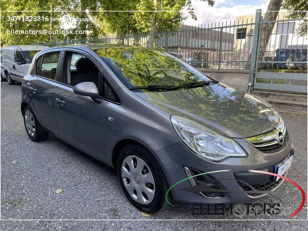 Opel Corsa 2011 photo 3