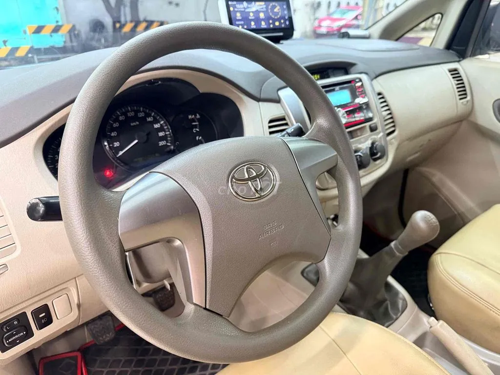 Toyota Innova 2014 photo 4