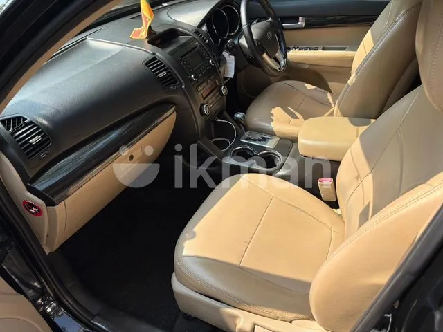 Kia Sorento 2011 photo 4