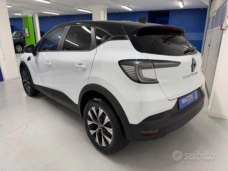 Renault Captur 2026 photo 5