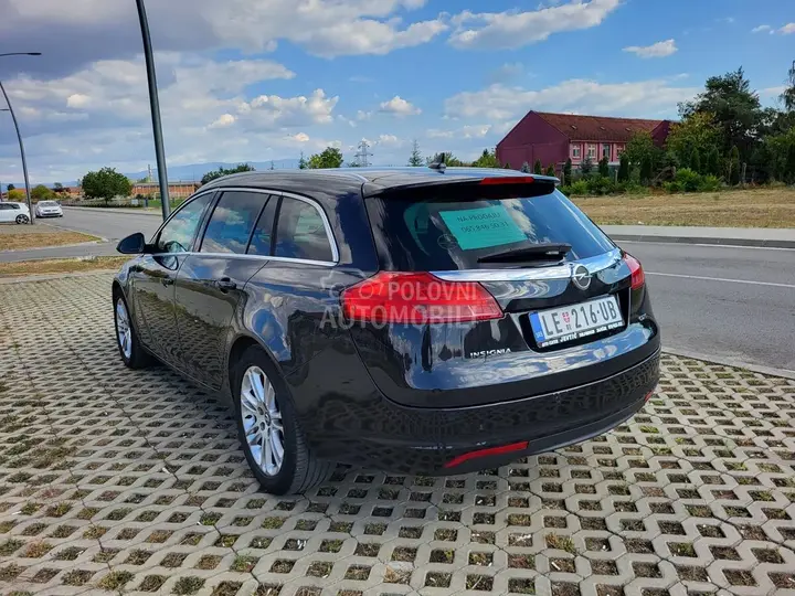Opel Insignia 2011 photo 3