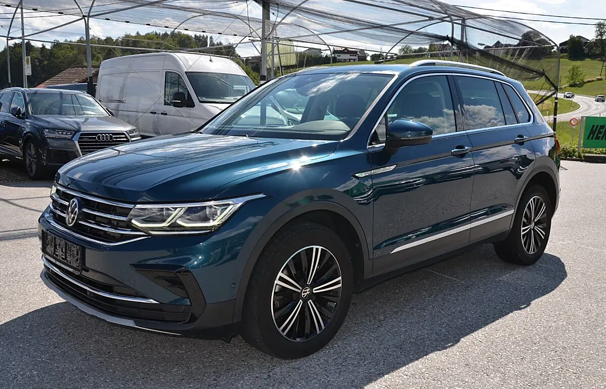 Volkswagen Tiguan 2022 photo 2