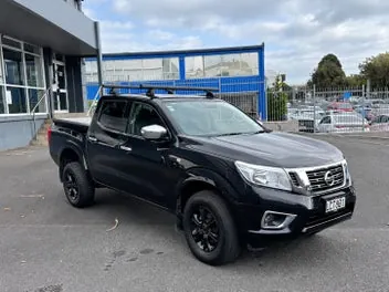 Nissan Navara 2017 photo 2
