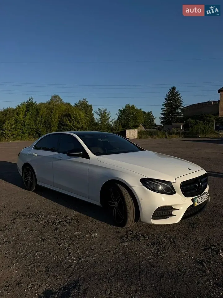 Mercedes-Benz E-Class 2016 photo 2