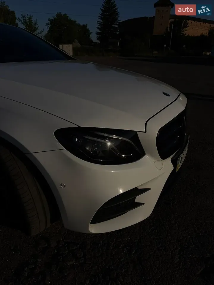 Mercedes-Benz E-Class 2016 photo 5