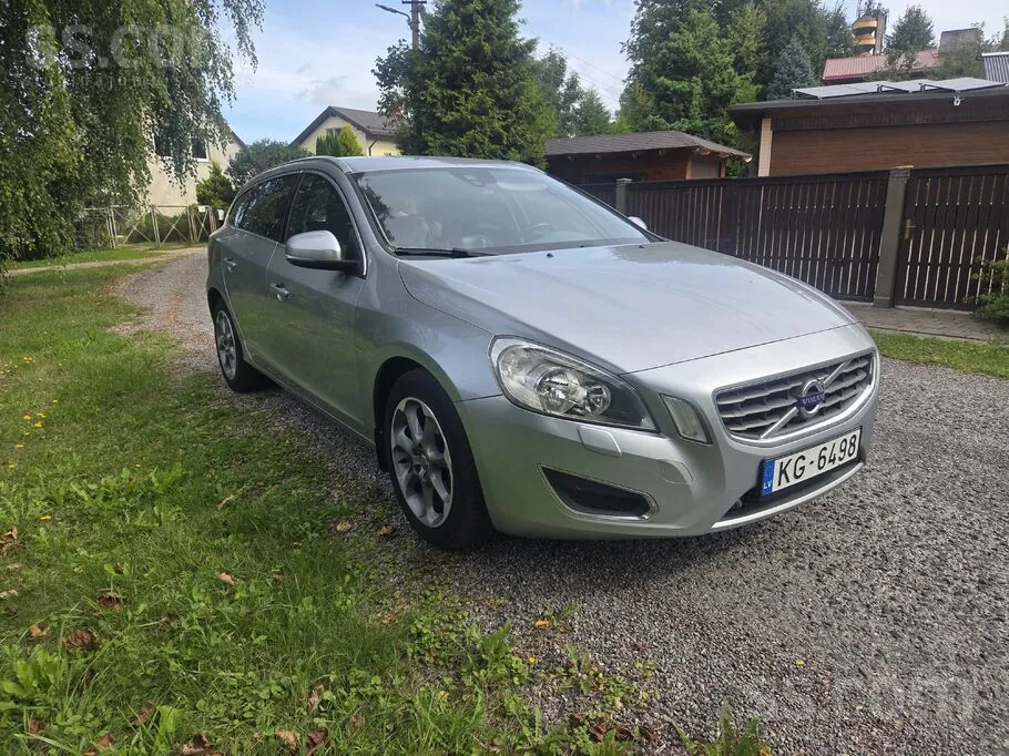 Volvo V60 2011 photo 2