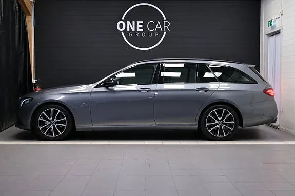 Mercedes-Benz E220 2018 photo 4