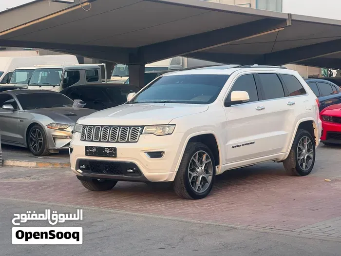 Jeep Grand Cherokee 2019 photo 3