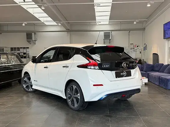 Nissan Leaf 2018 photo 5