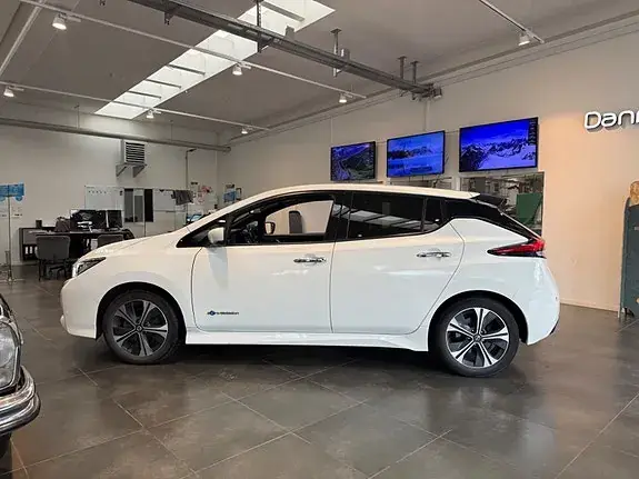 Nissan Leaf 2018 photo 4