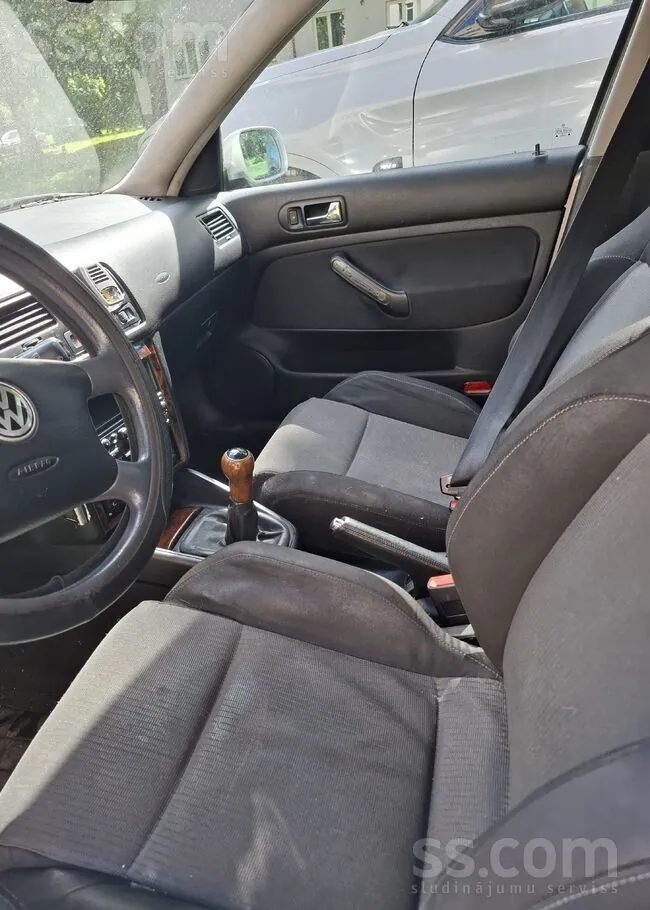 Volkswagen Bora 1999 photo 5