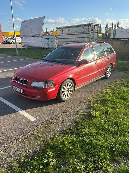 Volvo V40