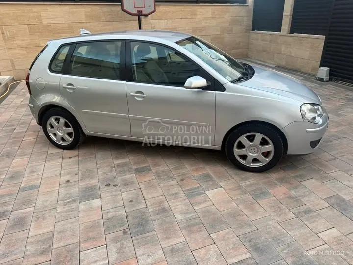 Volkswagen Polo 2005 photo 4