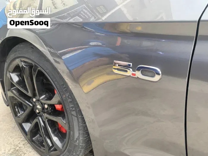 Ford Mustang 2021 photo 2