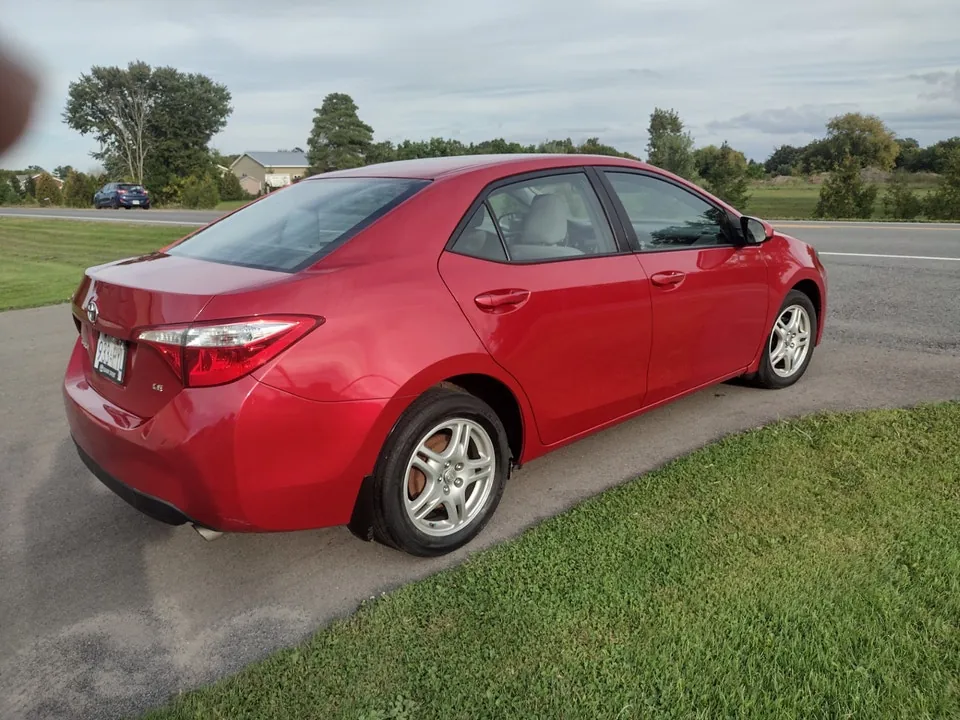 Toyota Corolla 2016 photo 3