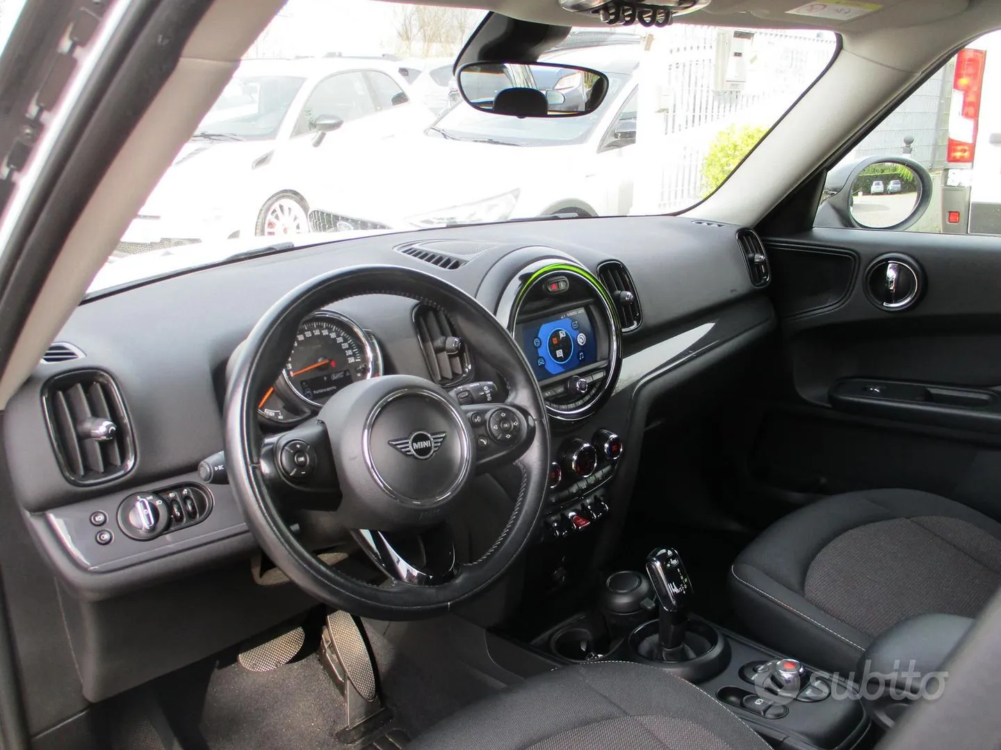 Mini Countryman 2018 photo 5