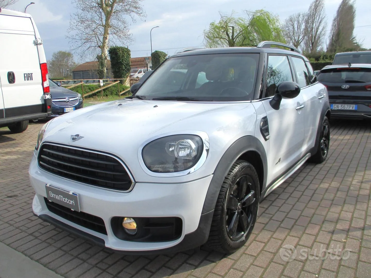 Mini Countryman 2018 photo 2