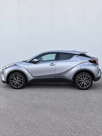 Toyota C-Hr 2018 photo 3