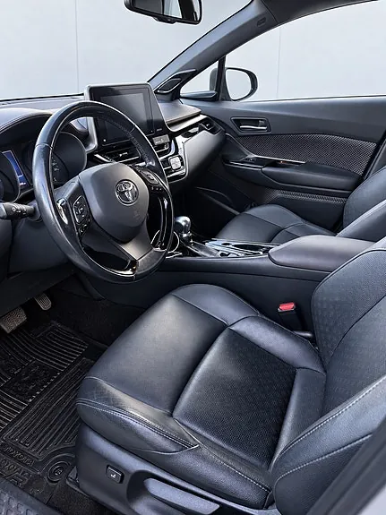 Toyota C-Hr 2018 photo 4