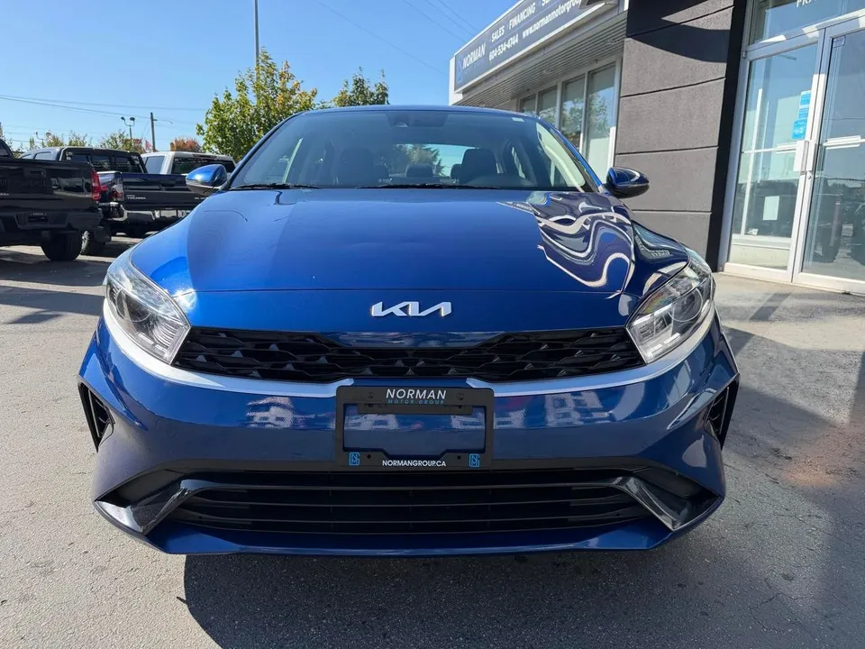 Kia Forte 2024 photo 2