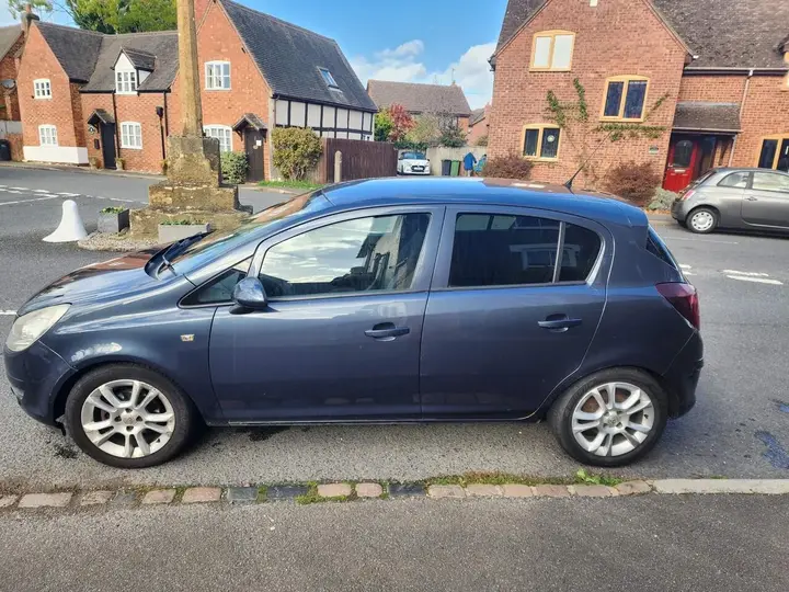 Vauxhall Corsa 2010 photo 5