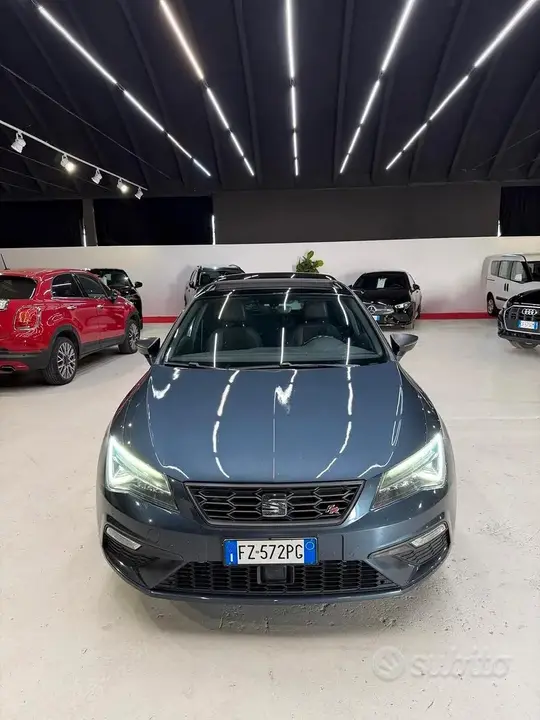 Seat Leon 2019 photo 2