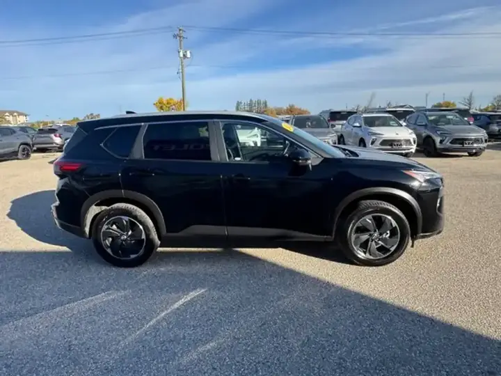 Nissan Rogue 2025 photo 4
