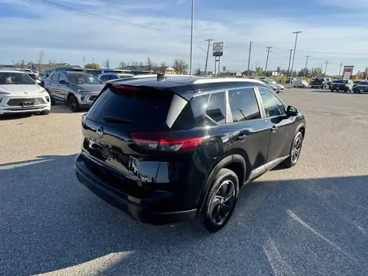 Nissan Rogue 2025 photo 5
