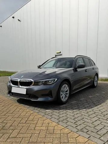 BMW 320E Touring 2021 photo 3