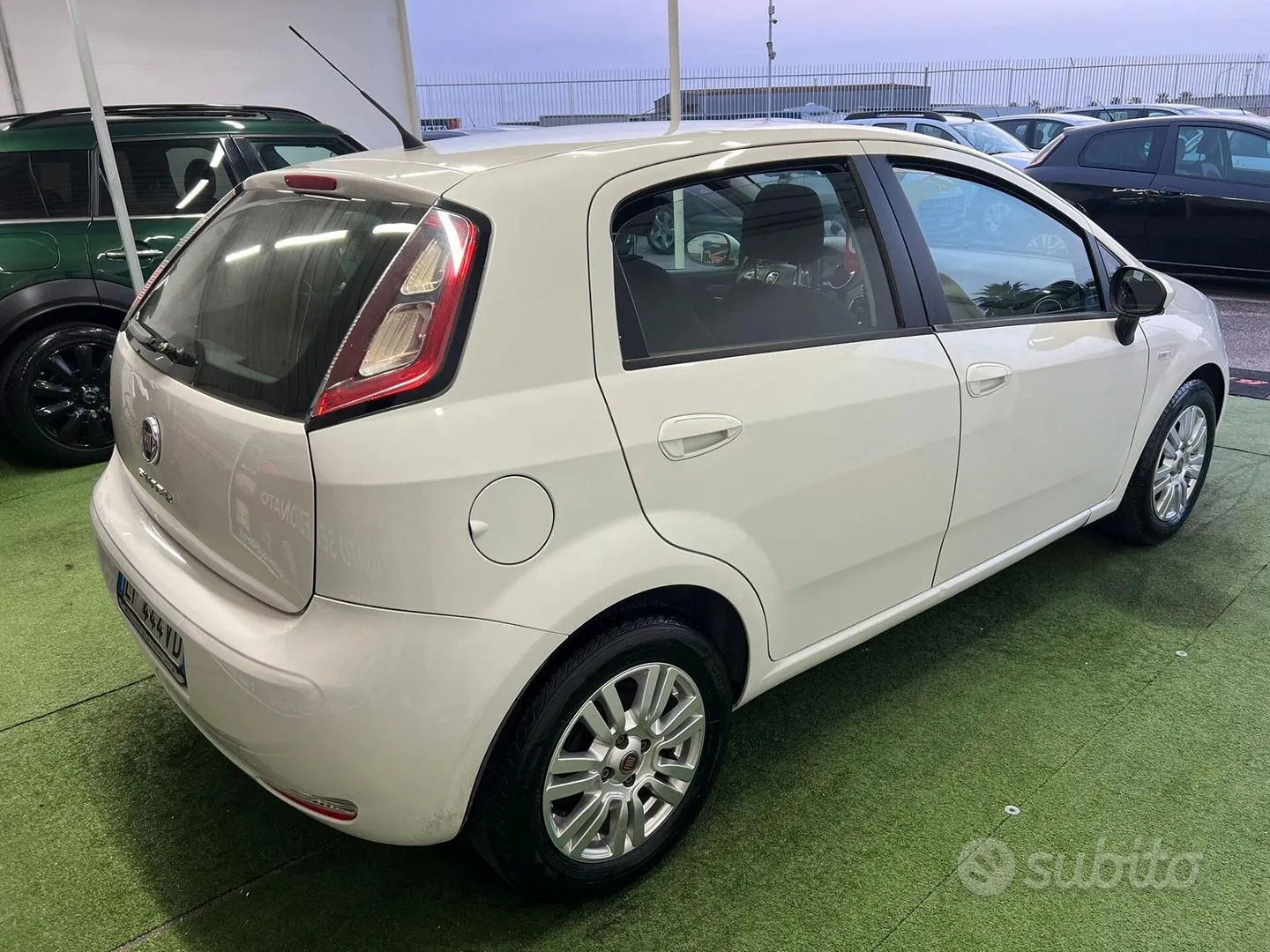 Fiat Punto 2013 photo 4