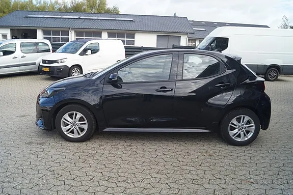 Toyota Yaris 2022 photo 3