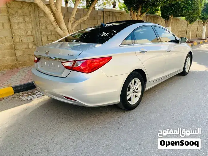 Hyundai Sonata 2012 photo 3