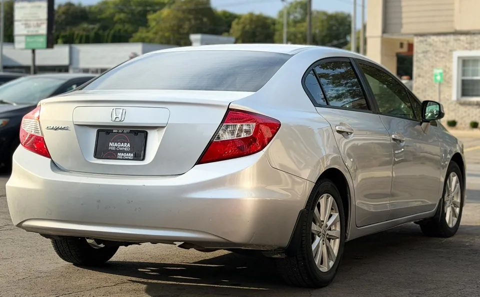 Honda Civic 2012 photo 5