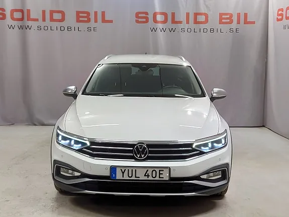 Volkswagen Passat Alltrack 2021 photo 2