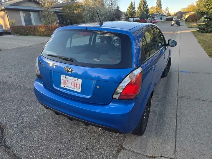 Kia Rio 2011 photo 5