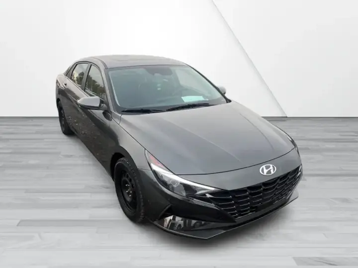 Hyundai Elantra 2023 photo 2