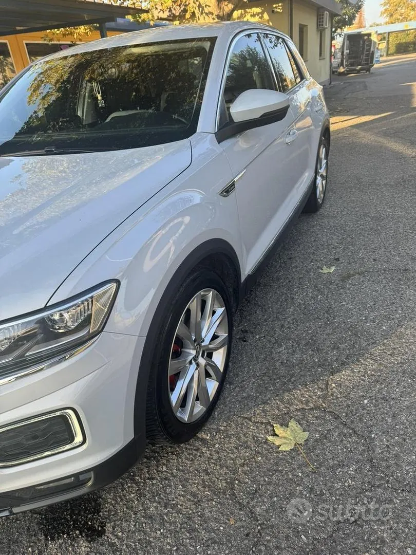 Volkswagen T-Roc 2019 photo 5