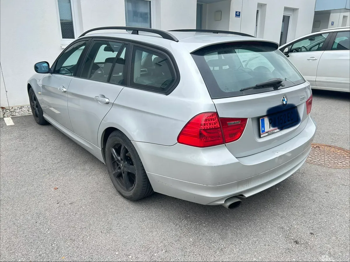 BMW 3 Series 2008 photo 2