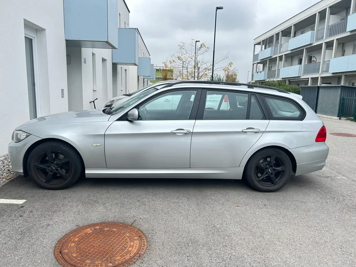 BMW 3 Series 2008 photo 3