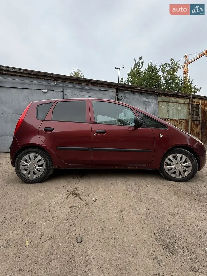 Mitsubishi Colt 2006 photo 4