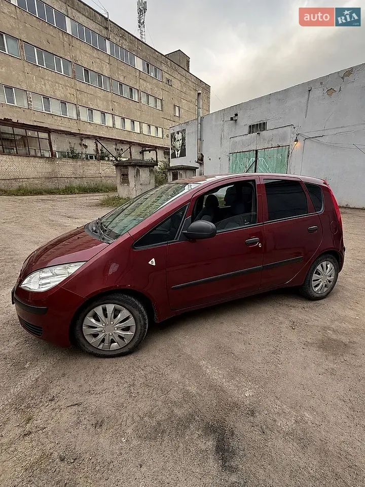Mitsubishi Colt 2006 photo 3