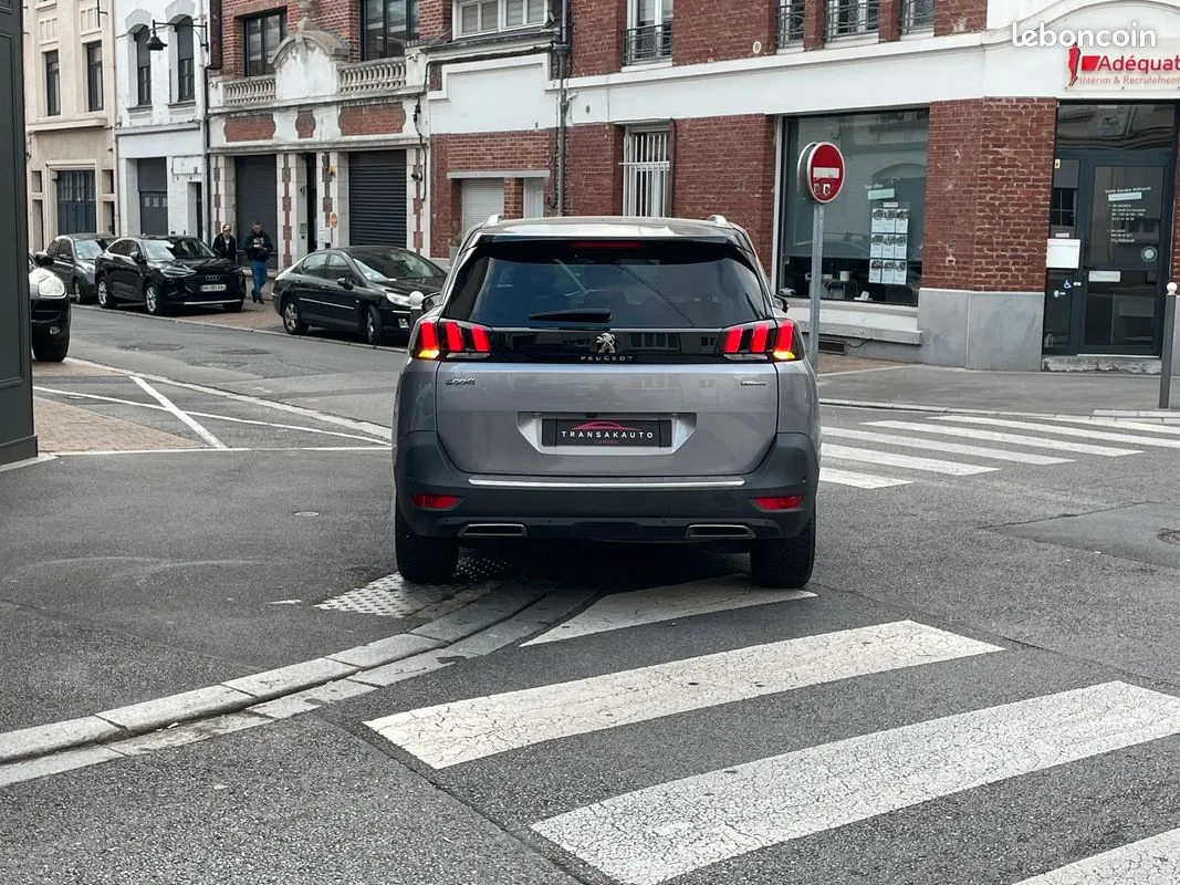 Peugeot 5008 2020 photo 4