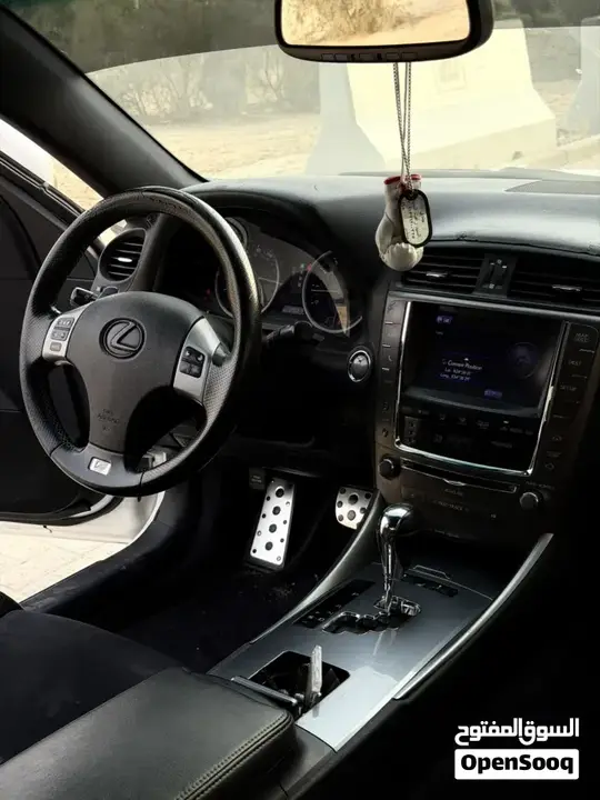Lexus Is 350 2013 photo 2